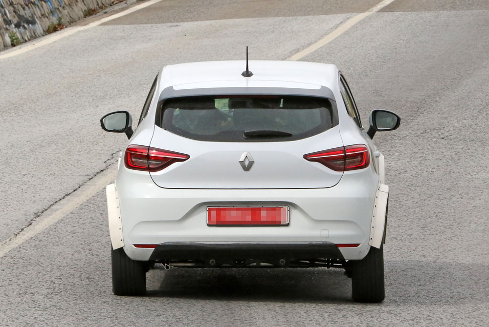 Las primeras 'mulas' del Renault 5 eléctrico ya ruedan 15 Motor16 Renault 5 EV mule 13 Motor16