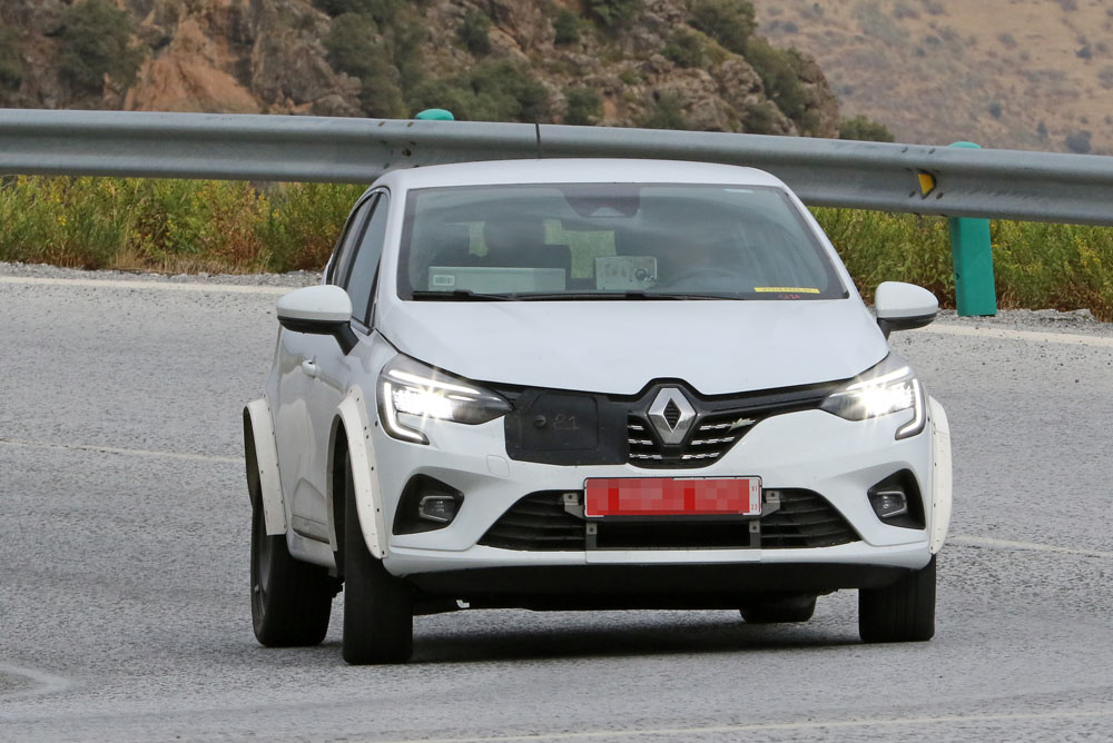 Las primeras 'mulas' del Renault 5 eléctrico ya ruedan 4 Motor16 Renault 5 EV mule 2 Motor16