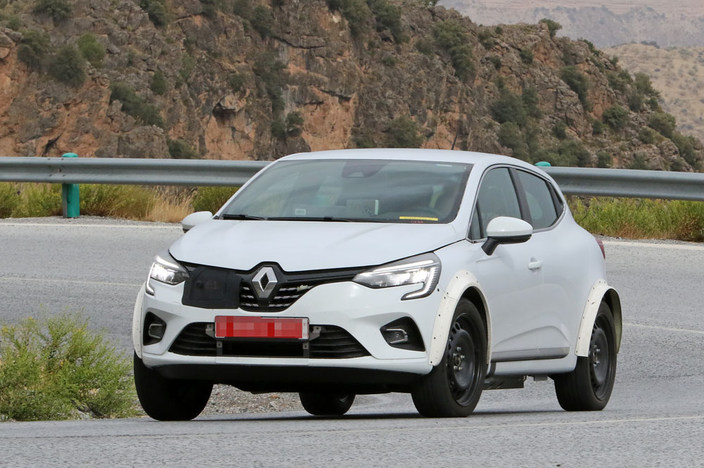 Las primeras 'mulas' del Renault 5 eléctrico ya ruedan 6 Motor16 Renault 5 EV mule 4 Motor16