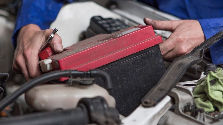 Este es el componente de tu coche que más sufre con el calor en verano