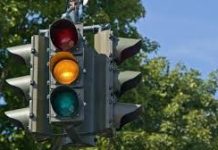 Semáforo en ámbar: la mejor manera de reaccionar para evitar una multa