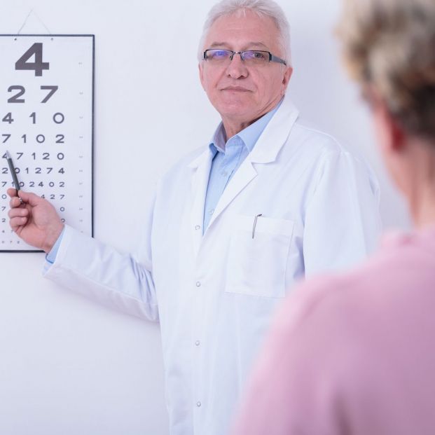 Carné de conducir a los 17, permiso digital y multas que traspasan fronteras: llegan cambios para los conductores europeos 5 Motor16 medico Motor16