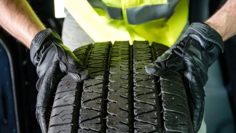 Los neumáticos en mal estado son uno de los elementos más sancionados en la campaña de la DGT