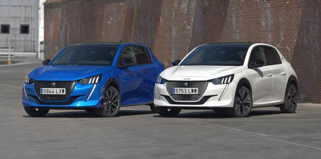 Estos son los rivales del nuevo Renault Clio 2023 7 Motor16 peugeot e208 Motor16