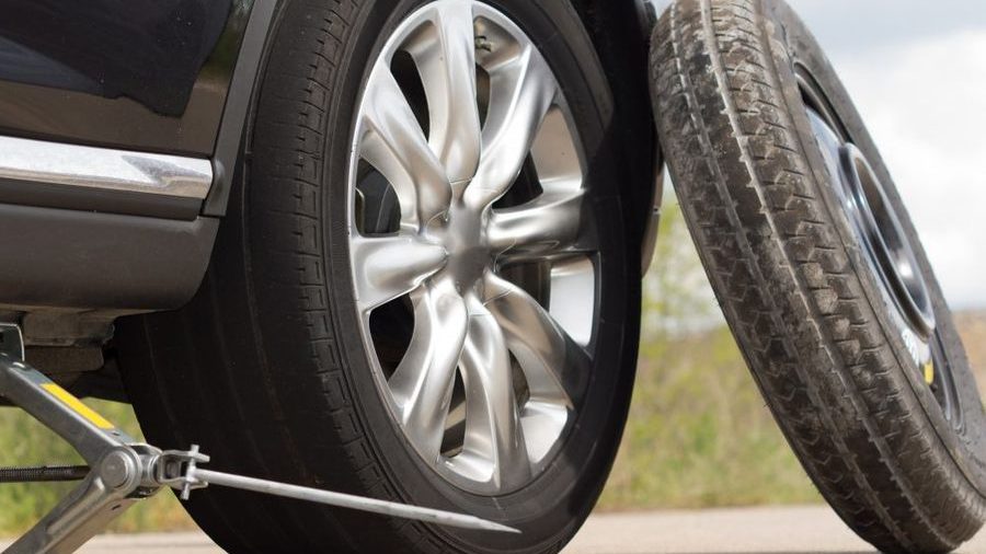 Rueda de emergencia: todo lo que debes saber 17 Motor16 dgt