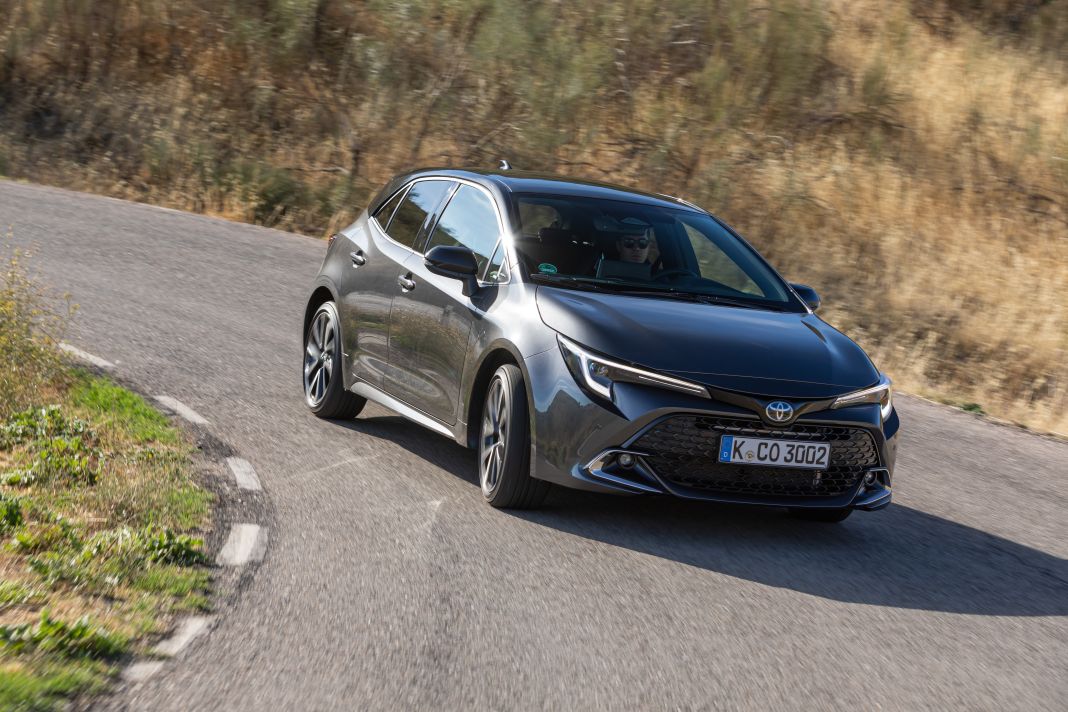 toyota corolla 2023 lowres 129 Motor16