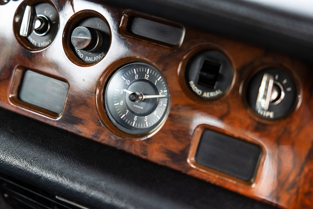 Este es el Rolls-Royce de Freddie Mercury, que ahora puede ser tuyo 27 Motor16 1974 Rolls Royce Silver Shadow Freddie Mercury 20 Motor16
