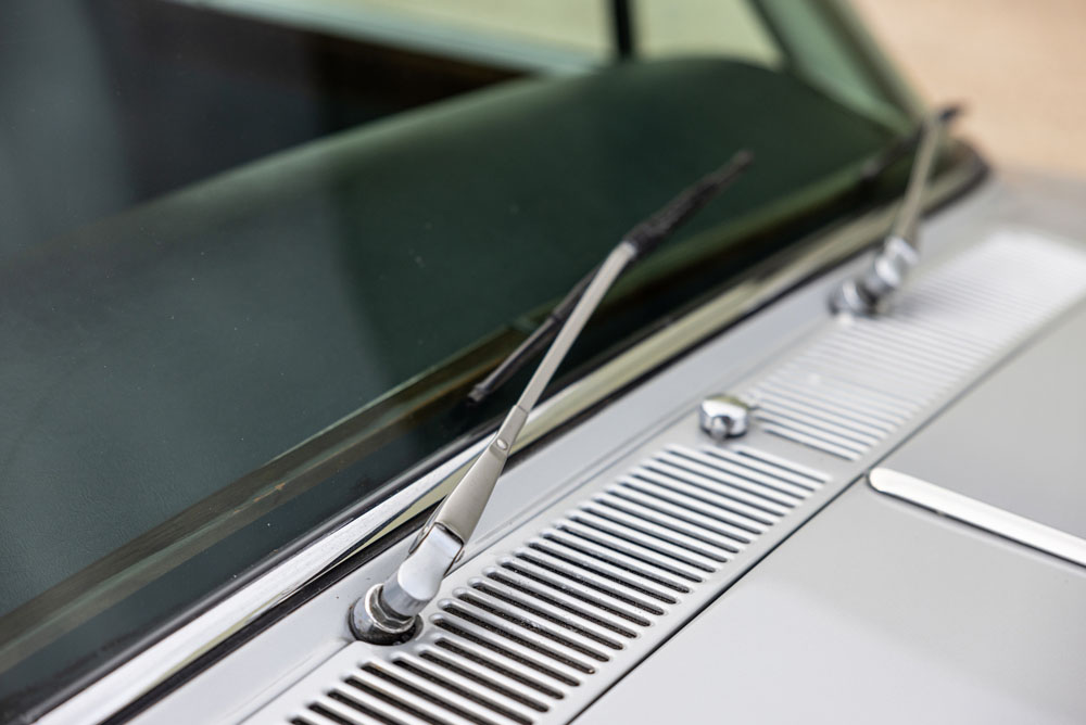 Este es el Rolls-Royce de Freddie Mercury, que ahora puede ser tuyo 16 Motor16 1974 Rolls Royce Silver Shadow Freddie Mercury 39 Motor16