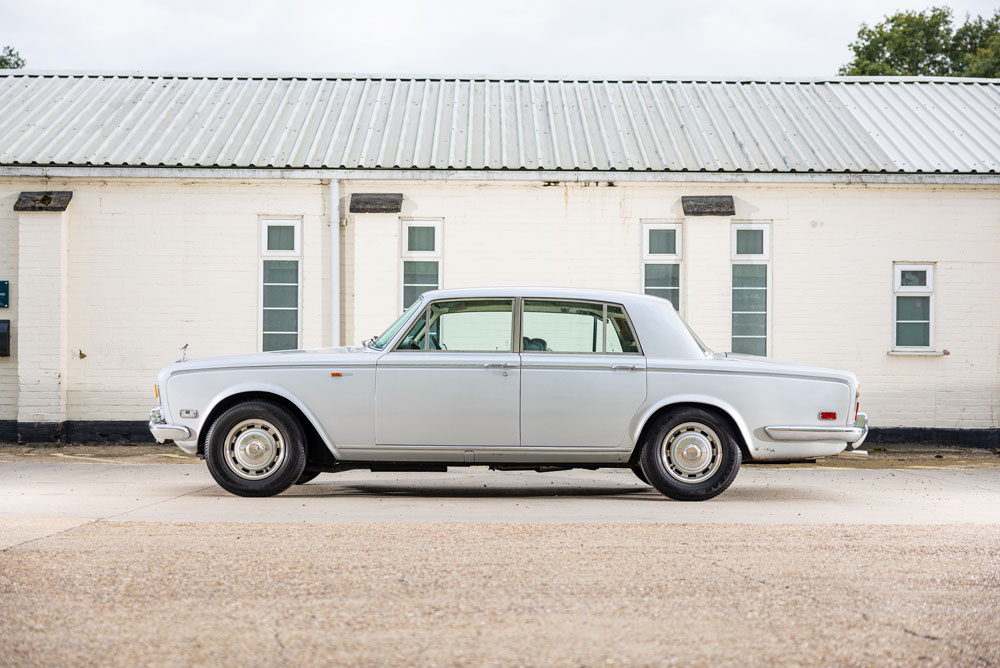 Este es el Rolls-Royce de Freddie Mercury, que ahora puede ser tuyo 6 Motor16 1974 Rolls Royce Silver Shadow Freddie Mercury 5 Motor16