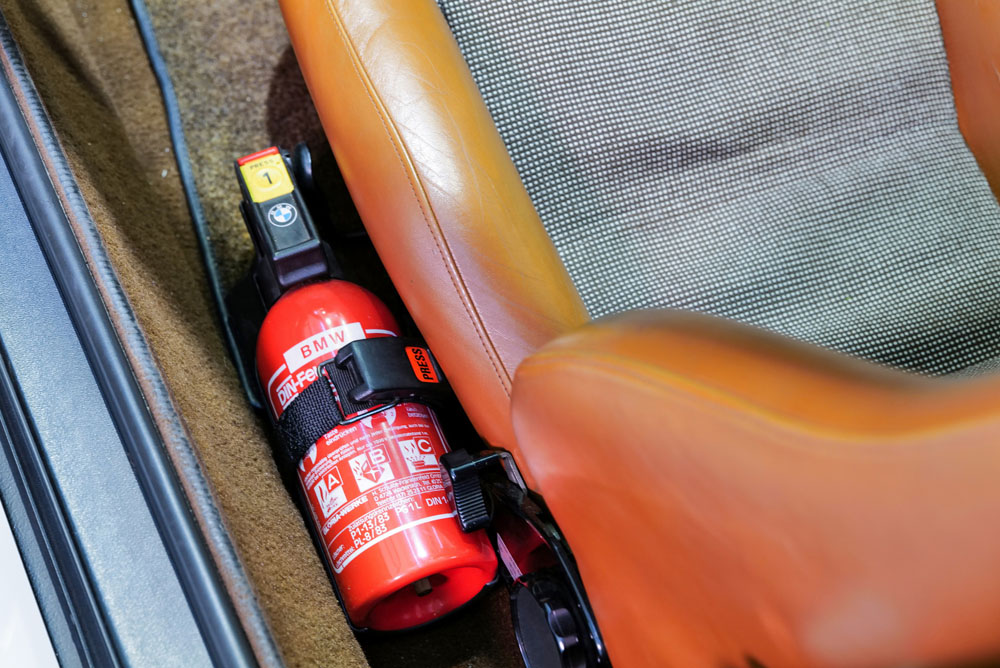 Este BMW M1 que se subasta es más especial que el resto... y caro 23 Motor16 1980 BMW M1 20 Motor16