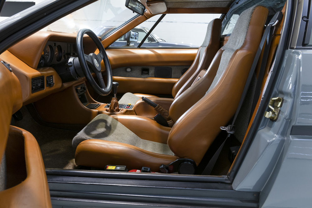 Este BMW M1 que se subasta es más especial que el resto... y caro 19 Motor16 1980 BMW M1 26 Motor16