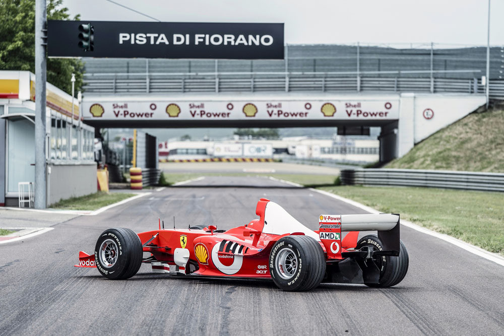 10 millones se podrían pagar por este Ferrari de Michael Schumacher 5 Motor16 2003 Ferrari F2003 No.229 3 Motor16