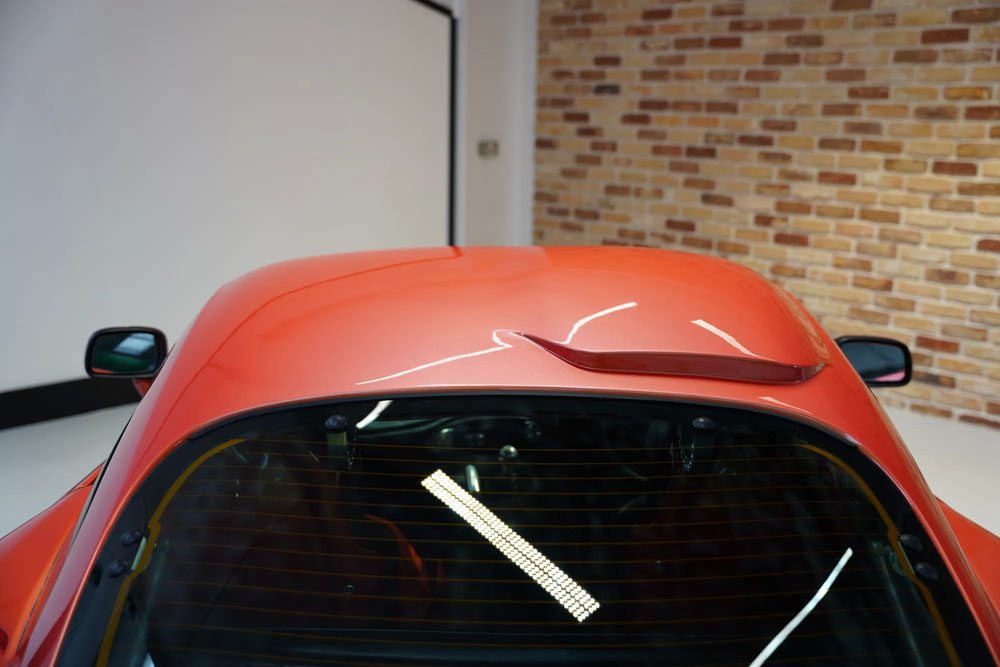 Este TVR Sagaris fue la estrella de Top Gear y ahora puede ser tuyo 16 Motor16 2005 TVR Sagaris Top Gear 17 Motor16