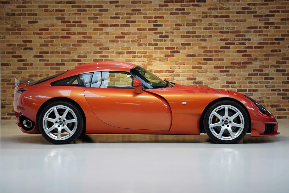 Este TVR Sagaris fue la estrella de Top Gear y ahora puede ser tuyo 4 Motor16 2005 TVR Sagaris Top Gear 2 Motor16
