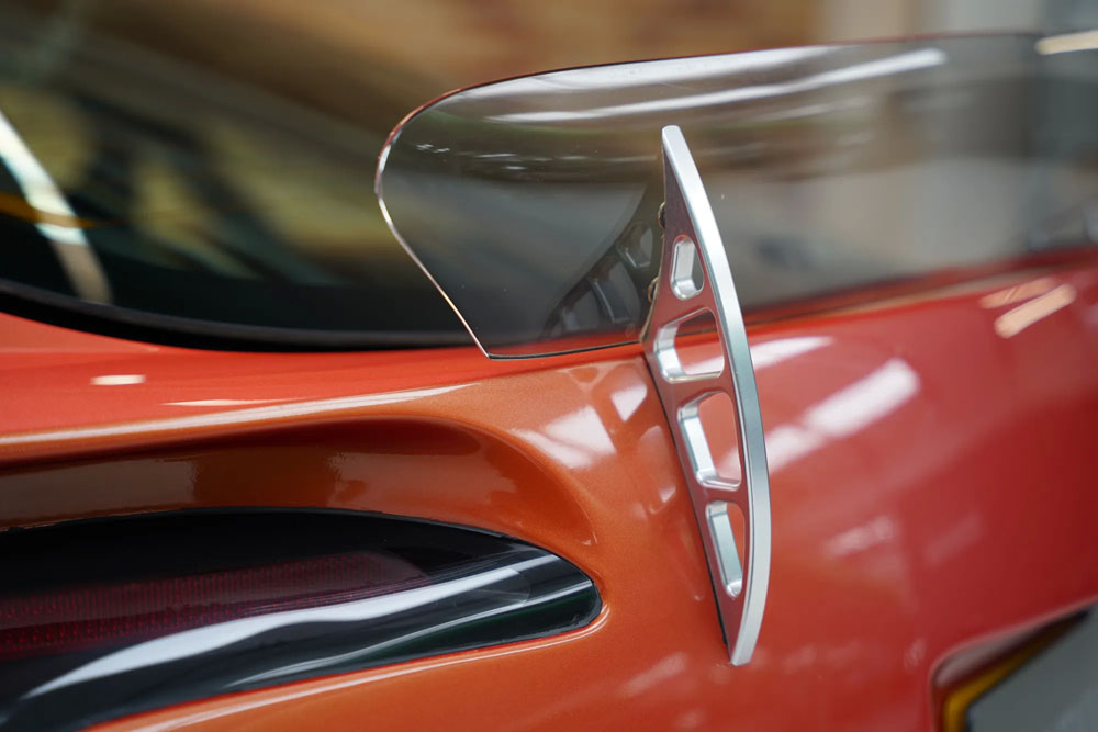 Este TVR Sagaris fue la estrella de Top Gear y ahora puede ser tuyo 20 Motor16 2005 TVR Sagaris Top Gear 21 Motor16