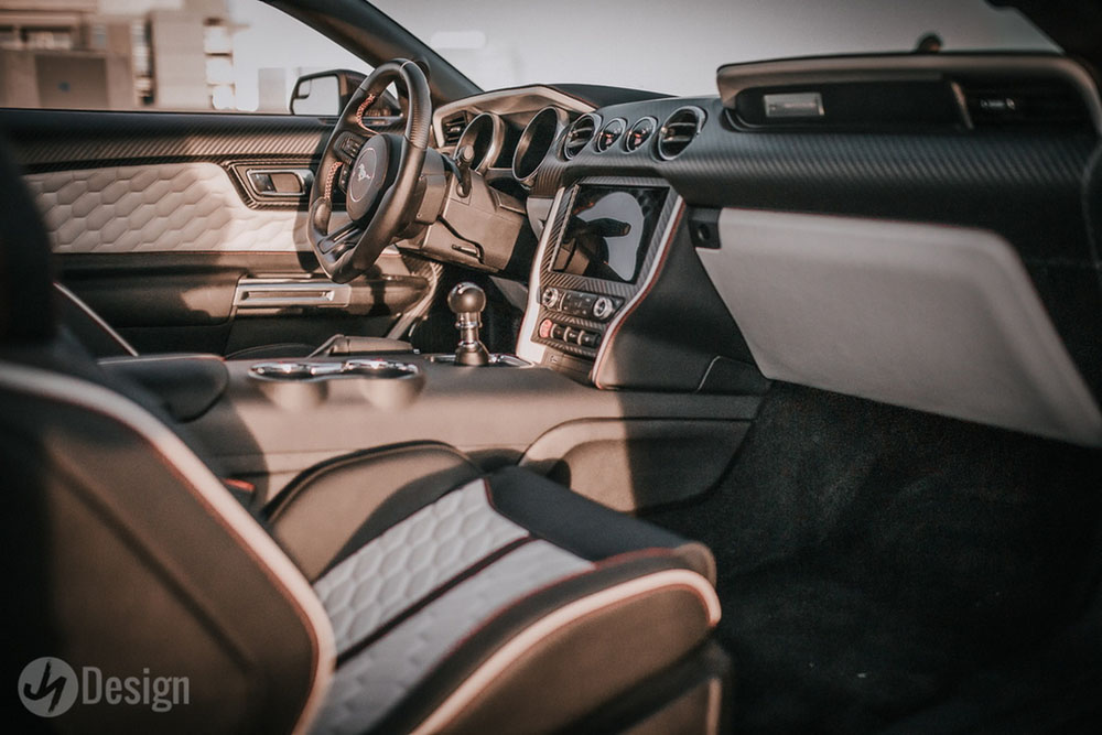 Asira Design Ford Mustang. Imagen interior.