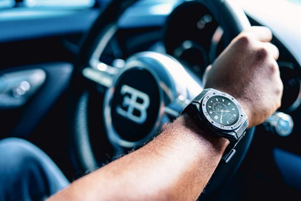 Smartwatch Bugatti Carbon
