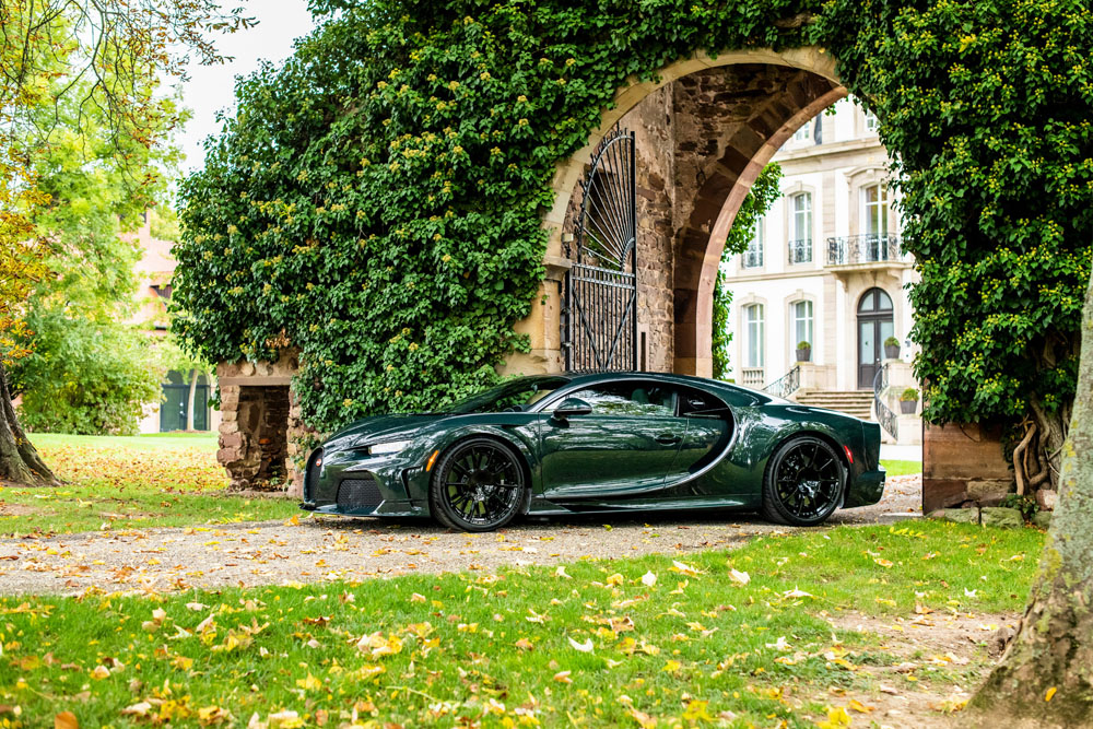 Un Super Sport verde: así es el Bugatti Chiron #400 5 Motor16 2022 Bugatti Chiron No 400 1 Motor16