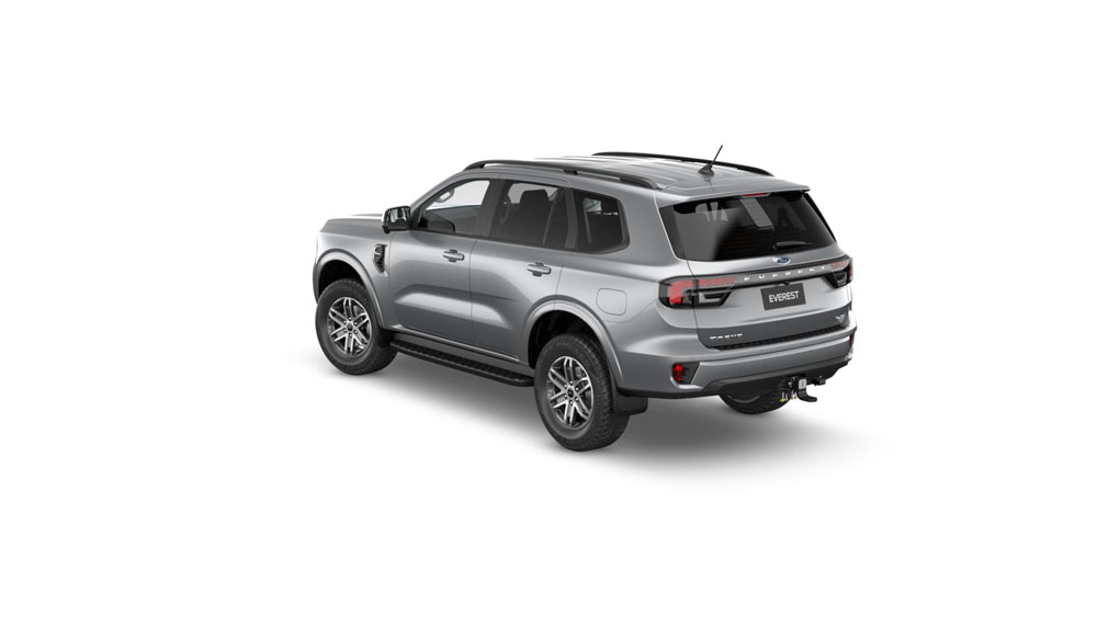 Ford Everest: el Ford Ranger se hace SUV y se vende en Australia 14 Motor16 2022 Ford Everest Sport 14 Motor16