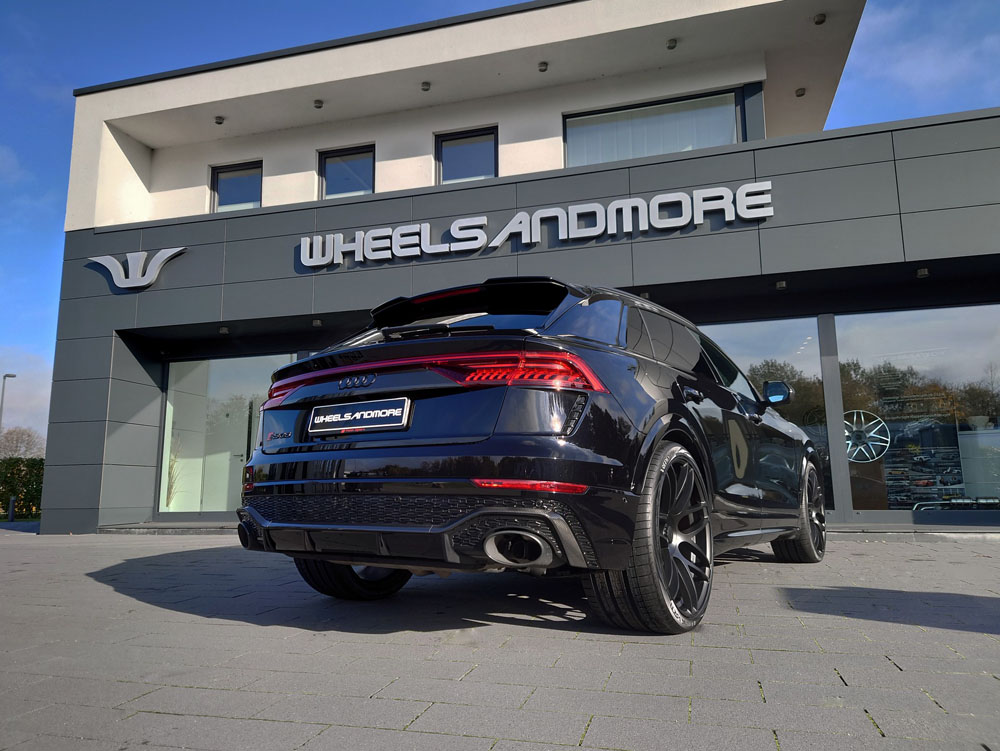 Wheelsandmore Audi RS Q8. Imagen estática.