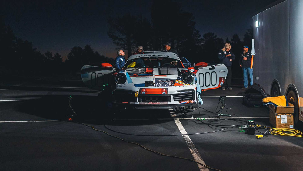 2022 porsche 911 turbo s pikes peak record 24 Motor16