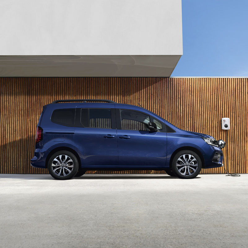 2022 renault kangoo e tech 19 Motor16