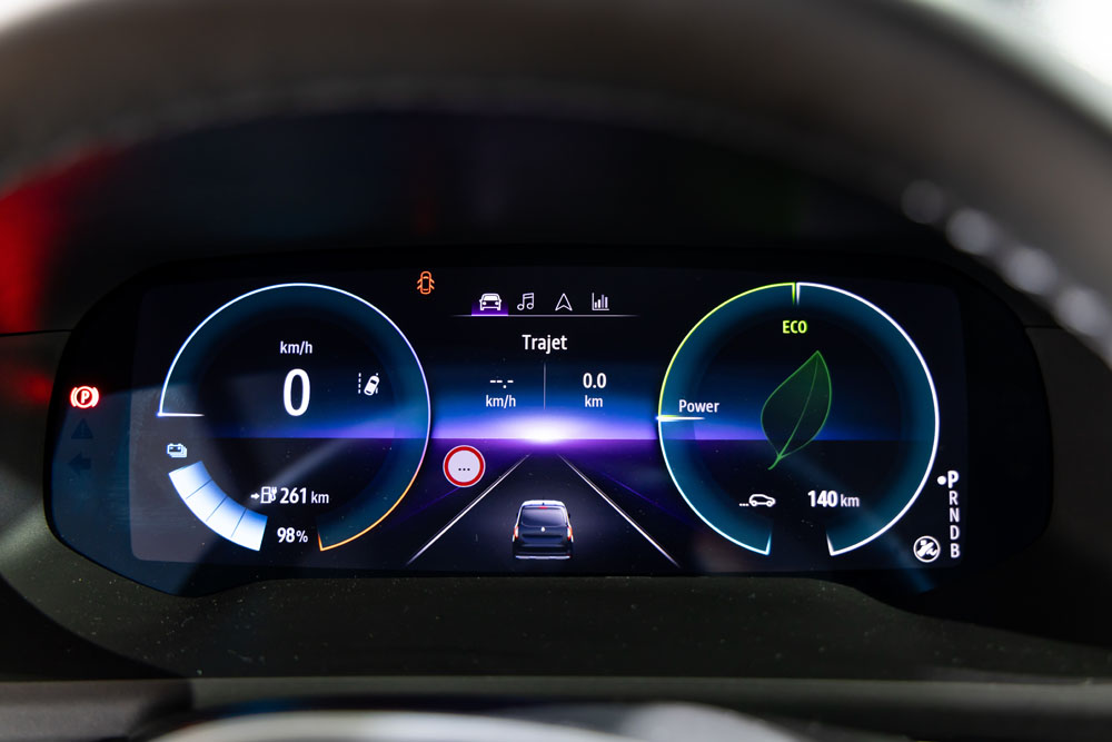 2022 renault kangoo e tech 9 Motor16