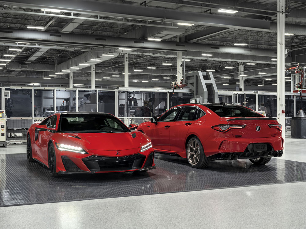 Honda NSX: este es el último de la historia 3 Motor16 Honda NSX y Acura TLX. Imagen estática.