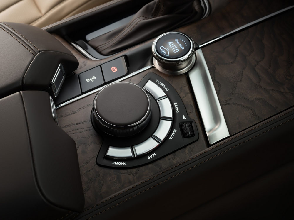 2023 Aurus Komendant 21 Motor16