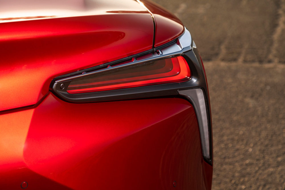 2023 Lexus LC Convertible 8 Motor16