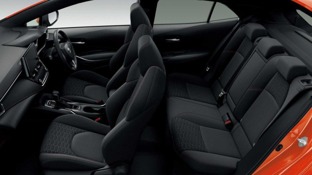 El Toyota Corolla también se pone a tono en Japón 28 Motor16 2023 toyota corolla japon 27 Motor16