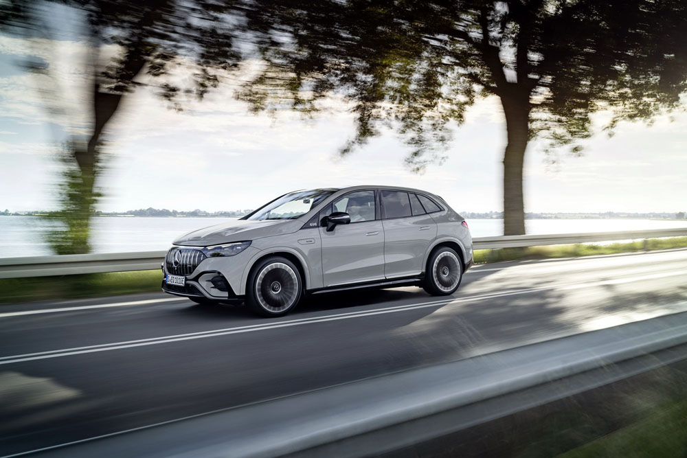 Mercedes-AMG crea las versiones más rápidas del nuevo EQE SUV 12 Motor16 2024 Mercedes AMG EQE SUV 1 Motor16