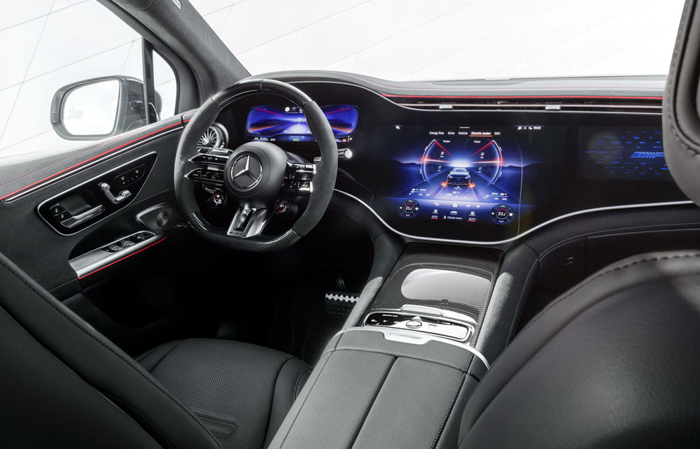 Mercedes-AMG crea las versiones más rápidas del nuevo EQE SUV 25 Motor16 2024 Mercedes AMG EQE SUV 26 1 Motor16