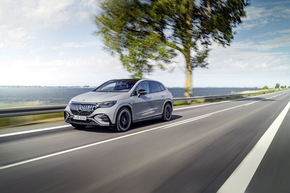 Mercedes-AMG crea las versiones más rápidas del nuevo EQE SUV 15 Motor16 2024 Mercedes AMG EQE SUV 4 Motor16