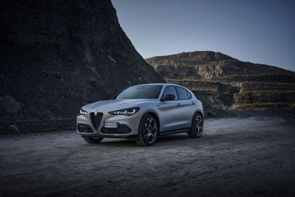 Alfa Romeo Giulia y Stelvio: más deportivos, más tecnológicos 22 Motor16 ALFA ROMEO STELVIO 1 Motor16