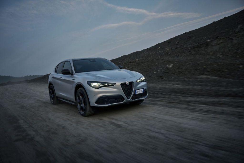 Alfa Romeo Giulia y Stelvio: más deportivos, más tecnológicos 41 Motor16 ALFA ROMEO STELVIO 21 Motor16