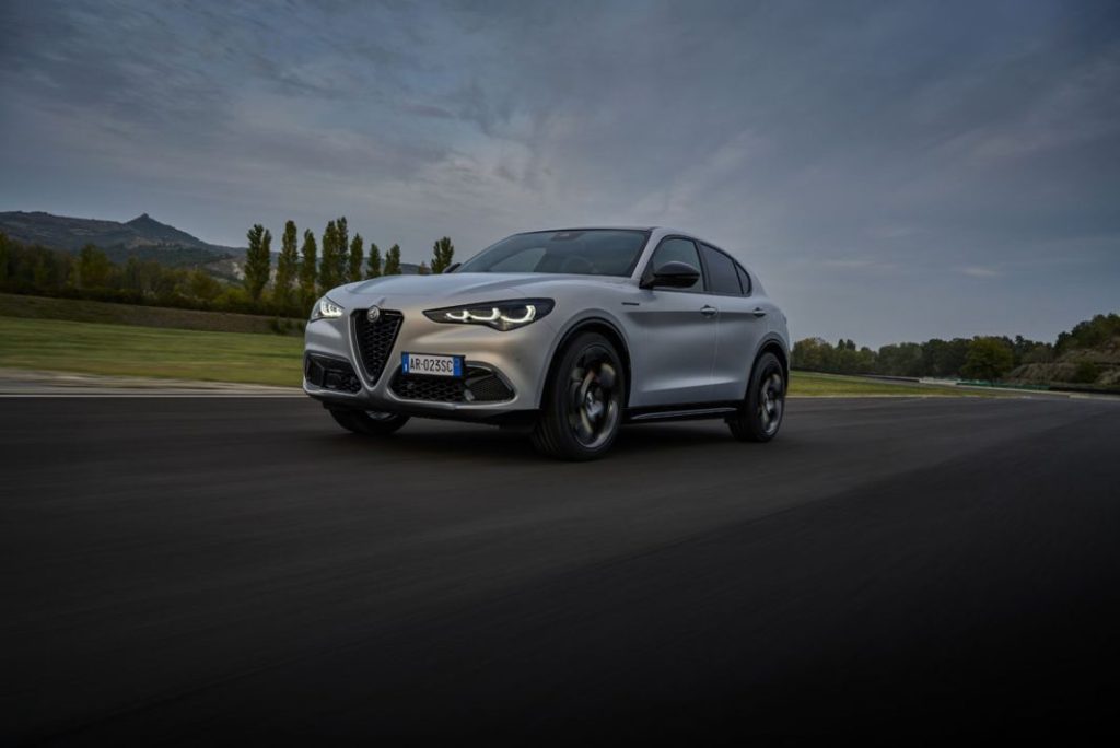 Alfa Romeo Giulia y Stelvio: más deportivos, más tecnológicos 43 Motor16 ALFA ROMEO STELVIO 23 Motor16