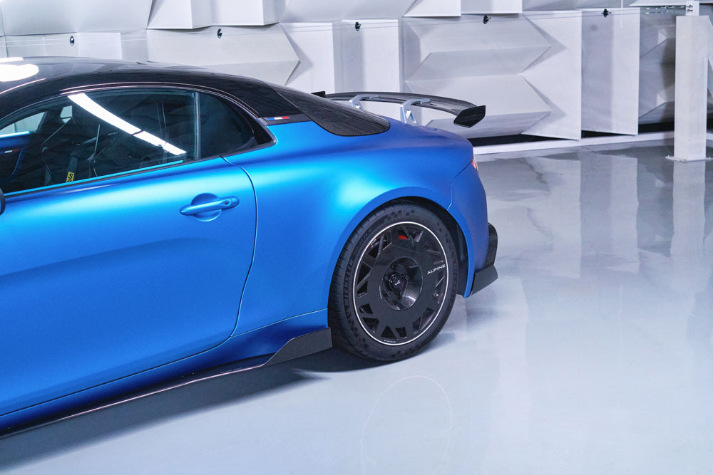 Alpine A110 R. Llega la versión más radical de la gama 22 Motor16 Alpine A110 R 56 Motor16