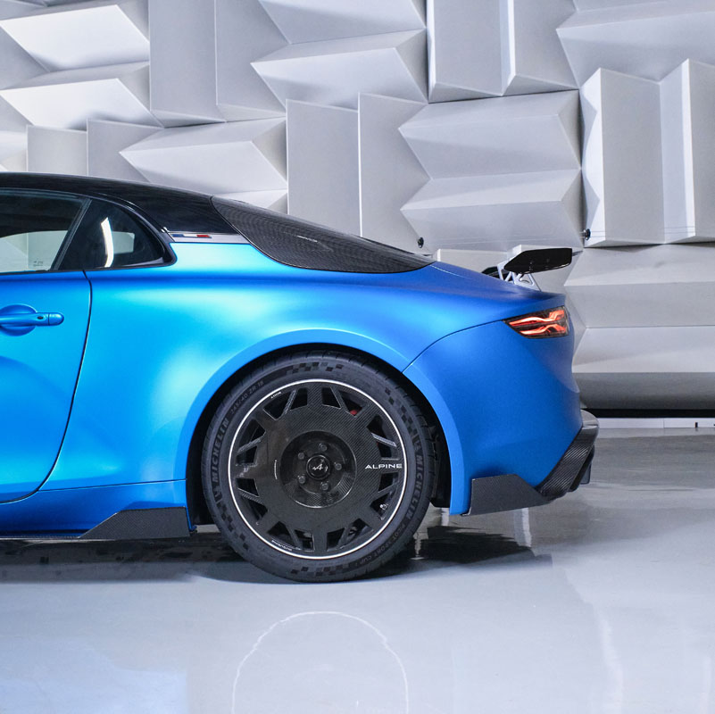 Alpine A110 R. Llega la versión más radical de la gama 24 Motor16 Alpine A110 R 58 Motor16