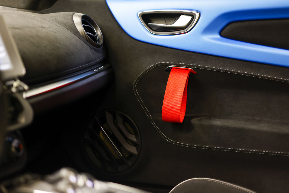 Alpine A110 R. Llega la versión más radical de la gama 37 Motor16 Alpine A110 R 71 Motor16