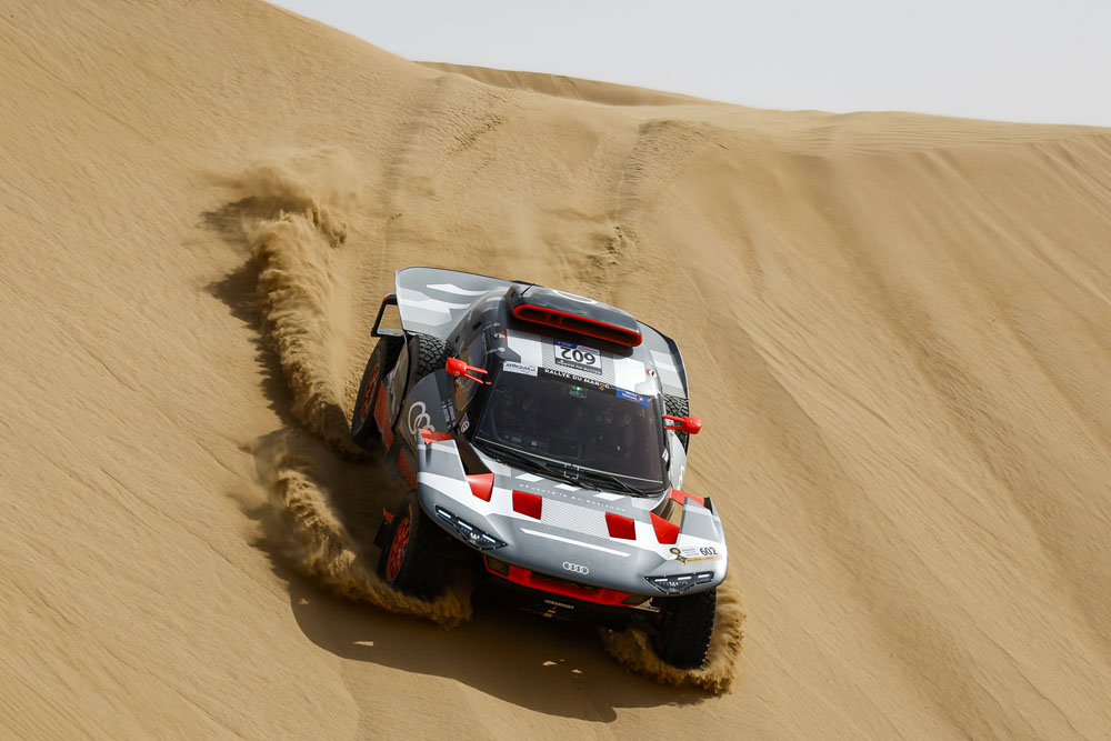Carlos Sainz, optimista con su Audi RS Q e-tron de cara al Dakar 4 Motor16 Audi RS Q e tron E2 2 Motor16