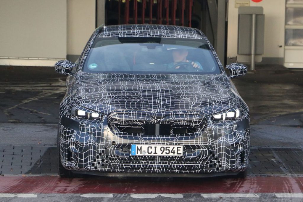 Te enseñamos por dentro el nuevo BMW M5 1 Motor16 BMW M5