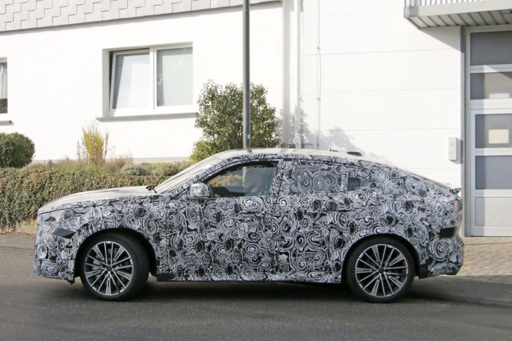 El nuevo BMW X2 M35i, cazado por primera vez 13 Motor16 BMW X2 M35i 9 Motor16