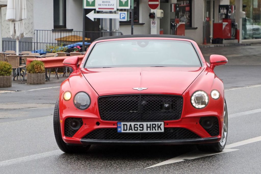Bentley Continental GTC, el cabrio será híbrido enchufable 4 Motor16 Bentley Conti GTC PHEV 2 Motor16
