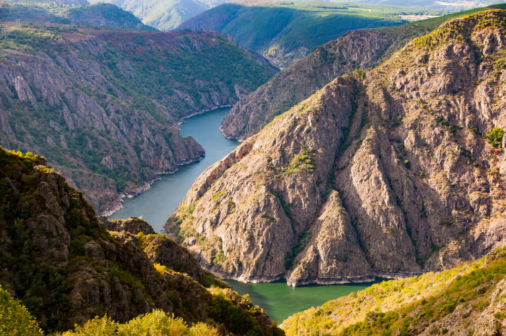 Las mejores escapadas de España para vivir un fin de semana en una cámper 2 Motor16 Canon del Sil Motor16