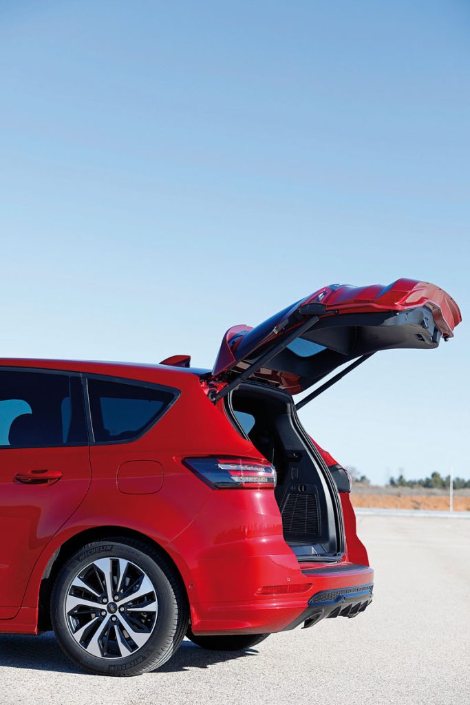 Probamos el Ford S-Max 2.5 FHEV, equilibrio absoluto 2 Motor16 Ford S-Max