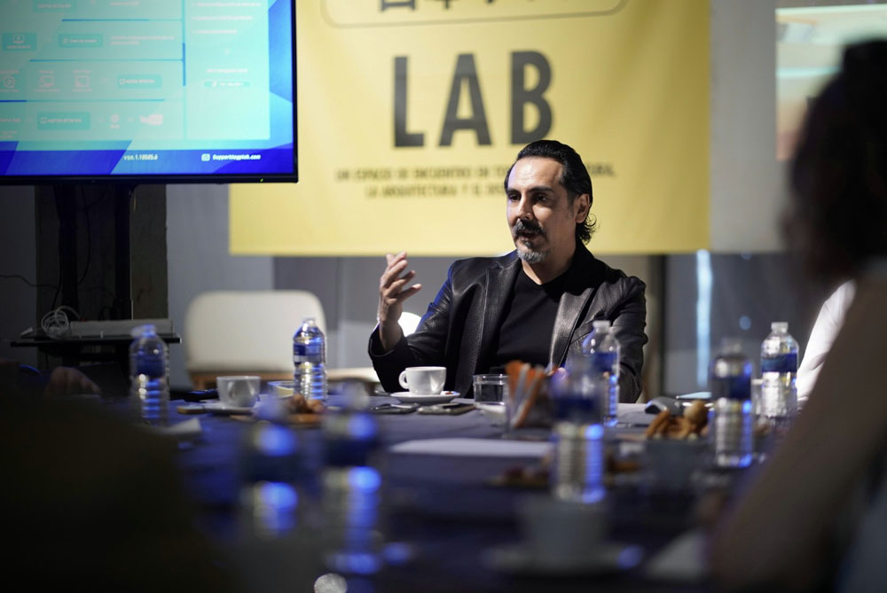 Giovanny Arroba, el hombre que dibuja el futuro de Nissan 3 Motor16 GIOVANNY ARROBA NISSAN 1 Motor16