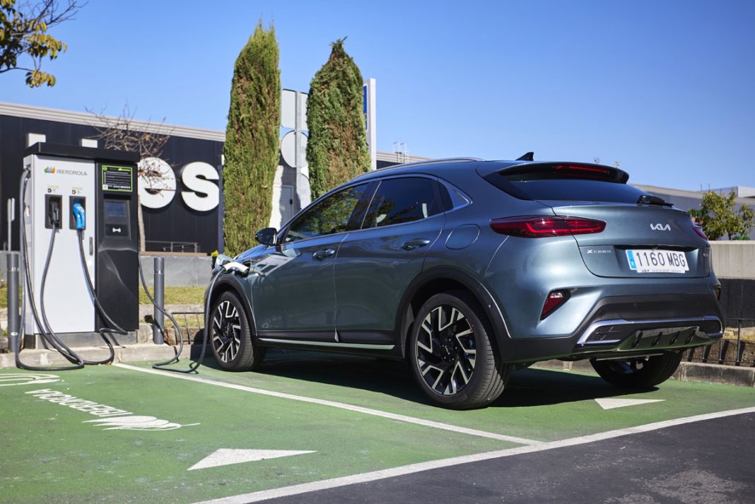 KIA XCEED 12 Motor16