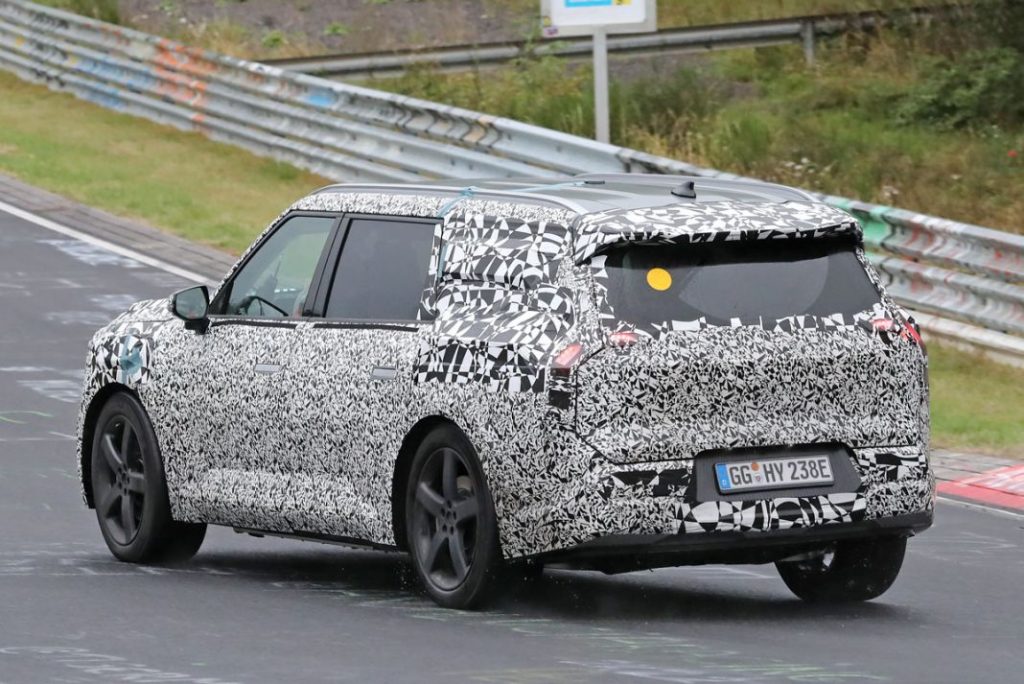 Los últimos kilómetros del Kia EV9, a tope en Nürburgring 14 Motor16 Kia EV9 11 Motor16