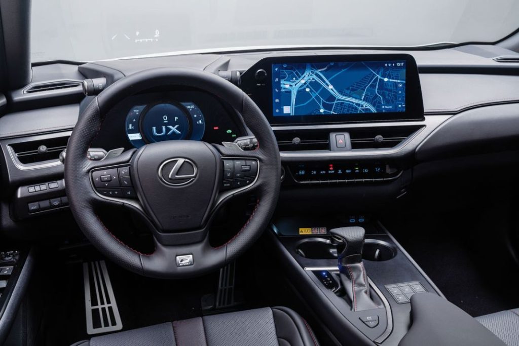 Lexus UX 250h: cuando ser híbrido es distinguido y divertido 14 Motor16 LEXUS UX 250H 12 Motor16